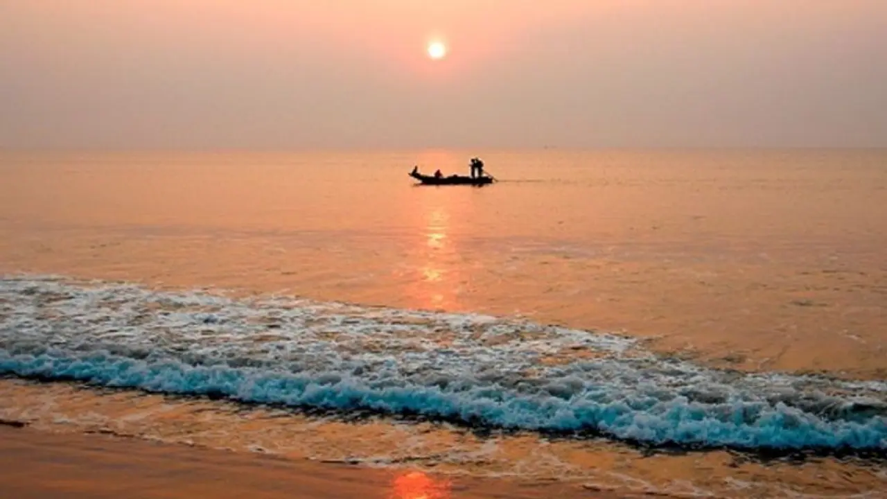 সমুদ্রপ্রেমীরা যান গোপালপুর! অল্প সময়ে উপভোগ করুন নির্জন সমুদ্র সৈকত সমুদ্রপ্রেমীরা যান গোপালপুর! অল্প সময়ে উপভোগ করুন নির্জন সমুদ্র সৈকত