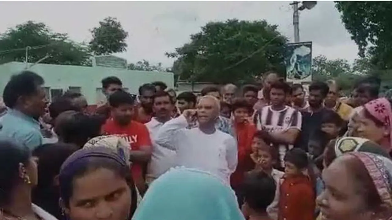 ಪ್ರವಾಹದ ವಿಷಯದಲ್ಲಿಯೂ ರಾಜಕೀಯ ಮಾಡಿದ ಬಾಗಲಕೋಟೆ ಶಾಸಕ ಪ್ರವಾಹದ ವಿಷಯದಲ್ಲಿಯೂ ರಾಜಕೀಯ ಮಾಡಿದ ಬಾಗಲಕೋಟೆ ಶಾಸಕ