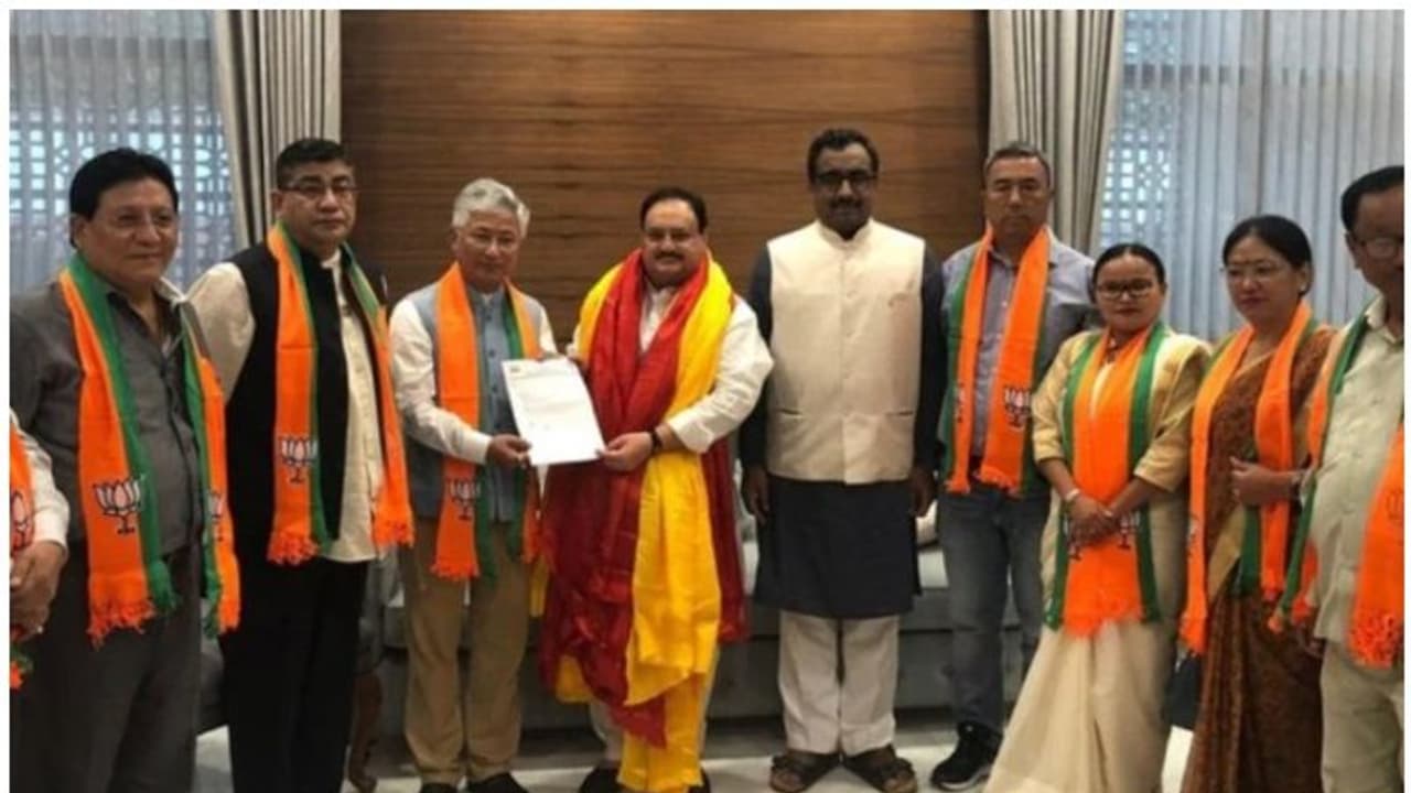 बगैर चुनाव लड़े सिक्किम में हो गए भाजपा के दस विधायक, बनी मुख्य विपक्षी पार्टी