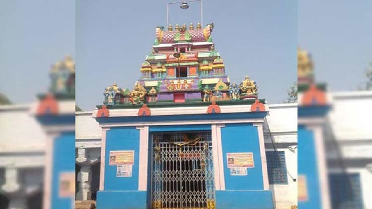 Hyderabad’s Chilkur Balaji Temple launches 'Jatayu Army' for protection of girls, women Hyderabad’s Chilkur Balaji Temple launches 'Jatayu Army' for protection of girls, women