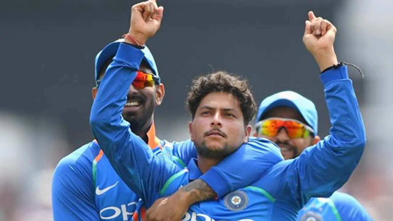 चाइनामैन कुलदीप यादव के पास सुनहरा मौका, इस रिकॉर्ड से सिर्फ चार कदम दूर चाइनामैन कुलदीप यादव के पास सुनहरा मौका, इस रिकॉर्ड से सिर्फ चार कदम दूर