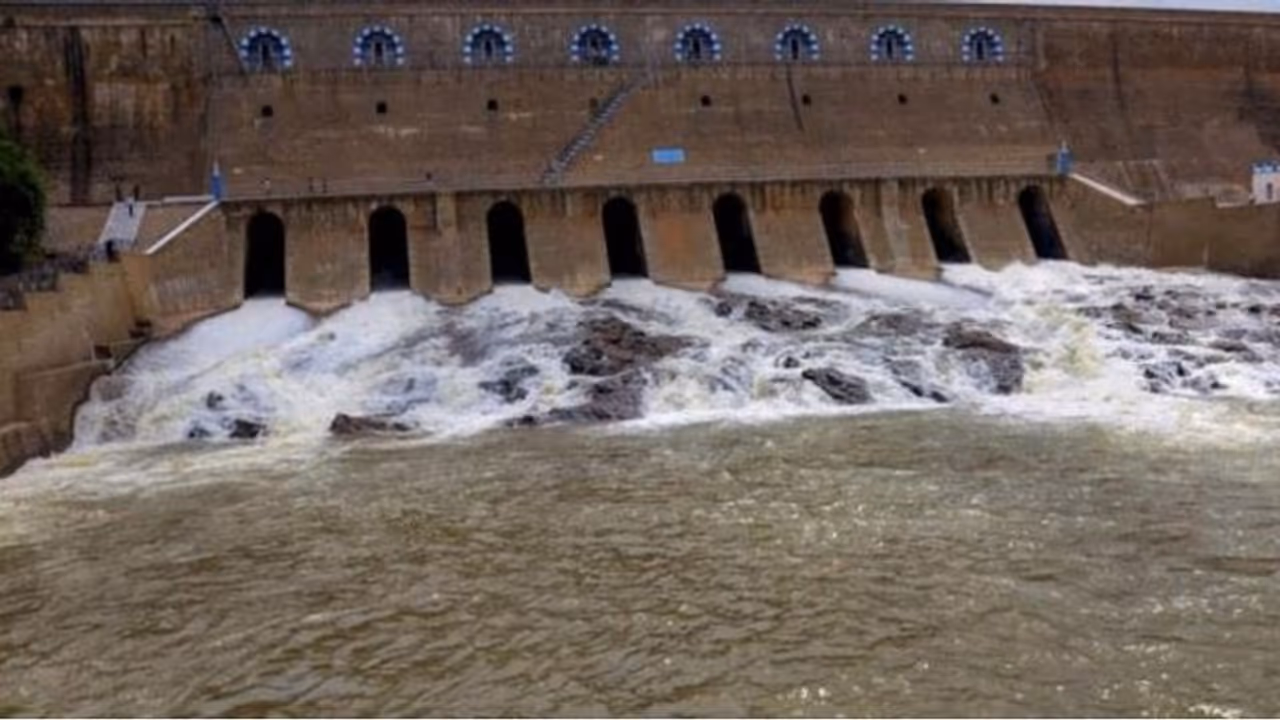ಮೆಟ್ಟೂರು ಡ್ಯಾಂಗೆ 2.30 ಲಕ್ಷ ಕ್ಯುಸೆಕ್‌ ಒಳಹರಿವು ದಾಖಲು