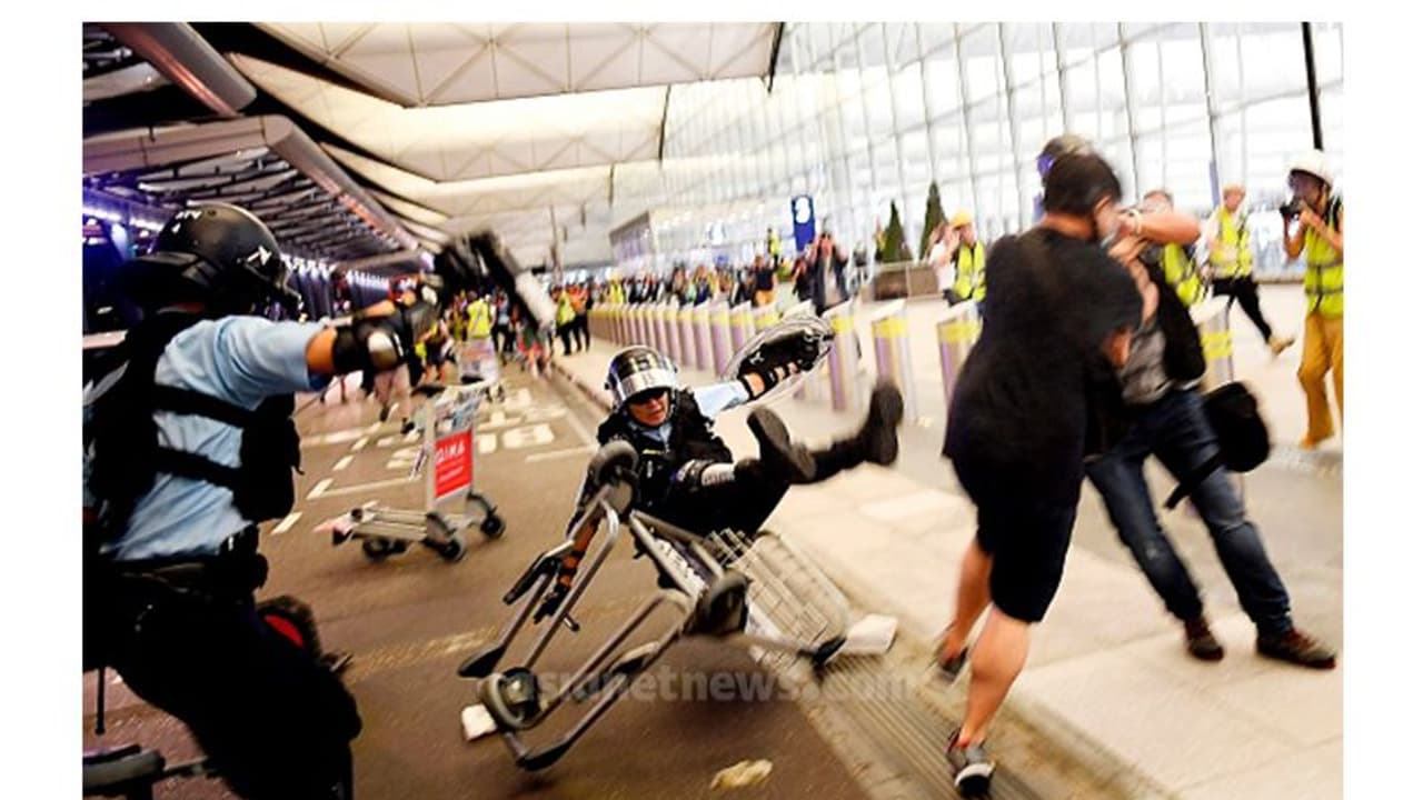 ಸಿಡಿದೆದ್ದ ಹಾಂಕಾಂಗ್ : ಚೀನಿ ಸೇನೆಯ ವೈಲೆಂಟ್ ‘ಲಾಂಗ್ ಮಾರ್ಚ್’!