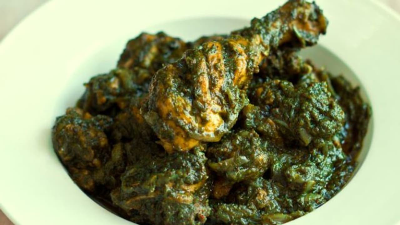 কম সময়ে চটপট বানিয়ে নিন হরিয়ালি মুর্গ মশালা