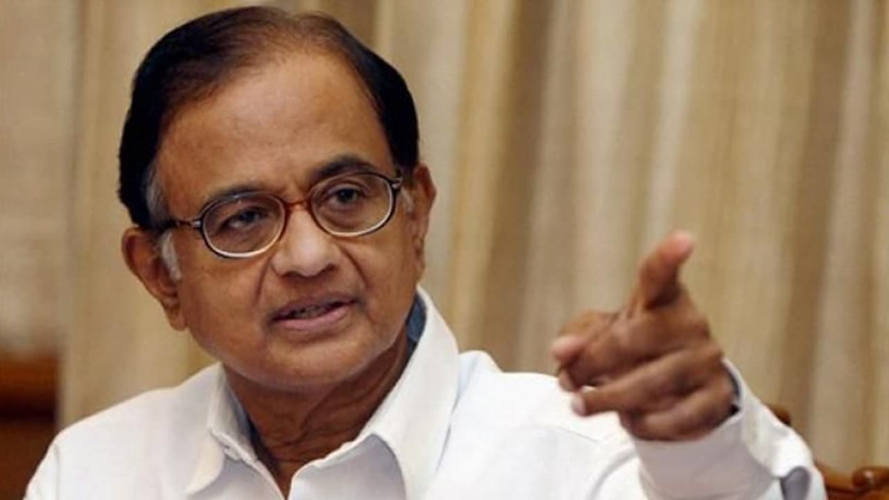 മോദിയെ പ്രകീർത്തിച്ച് മുതിർന്ന കോൺഗ്രസ് നേതാവ് പി ചിദംബരം മോദിയെ പ്രകീർത്തിച്ച് മുതിർന്ന കോൺഗ്രസ് നേതാവ് പി ചിദംബരം