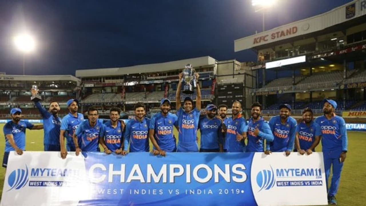 ಟಿ20 ಸರಣಿ ಬಳಿಕ, ಏಕದಿನ ಸರಣಿಯಲ್ಲೂ ಭಾರತ ಚಾಂಪಿಯನ್! ಟಿ20 ಸರಣಿ ಬಳಿಕ, ಏಕದಿನ ಸರಣಿಯಲ್ಲೂ ಭಾರತ ಚಾಂಪಿಯನ್!