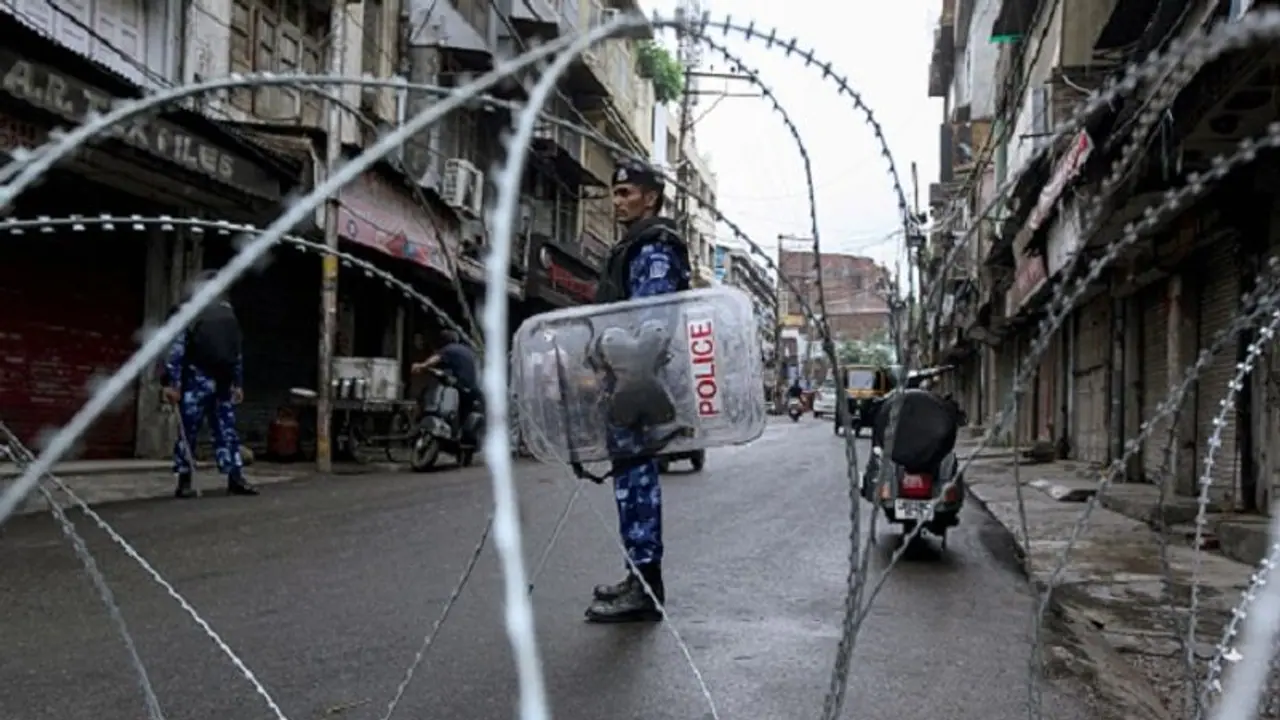 Article 370 scrapped: Kashmir remains shut for 12th consecutive day Article 370 scrapped: Kashmir remains shut for 12th consecutive day