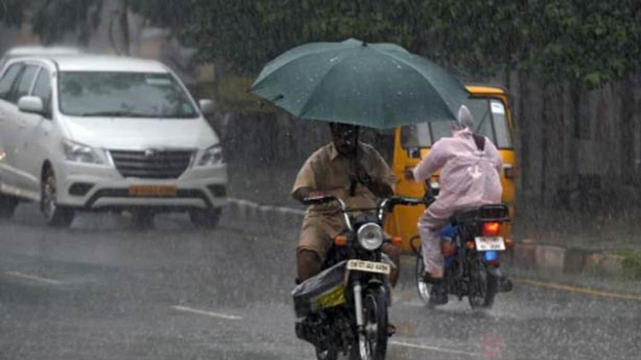 அடடா ... தமிழகத்தில் மீண்டும் பயங்கர மழை வரப்போகுதாம்...! வானிலை ஆய்வு மையம் சொல்லிட்டாங்க...! அடடா ... தமிழகத்தில் மீண்டும் பயங்கர மழை வரப்போகுதாம்...! வானிலை ஆய்வு மையம் சொல்லிட்டாங்க...!