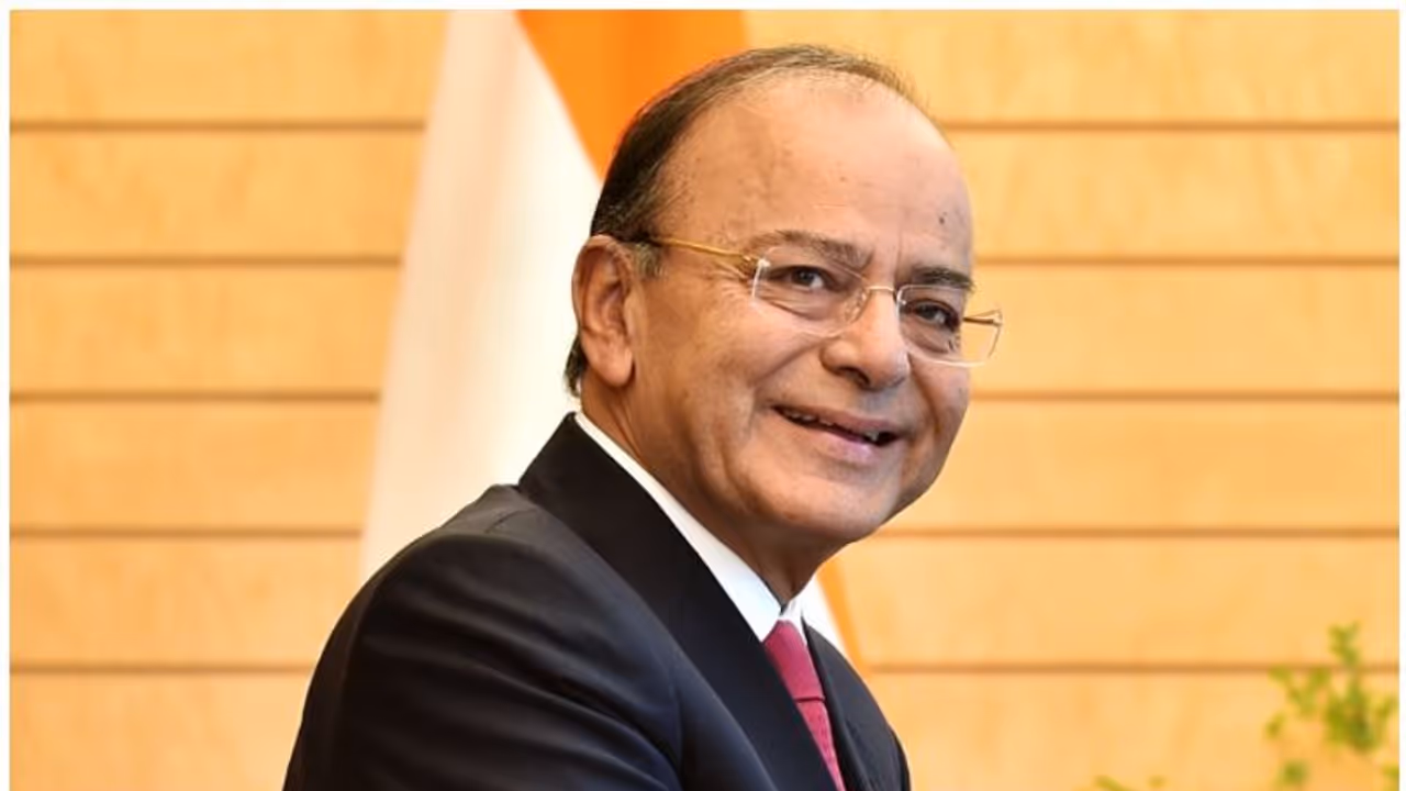 Arun Jaitley's condition critical; Ram Nath Kovind, Amit Shah visit AIIMS