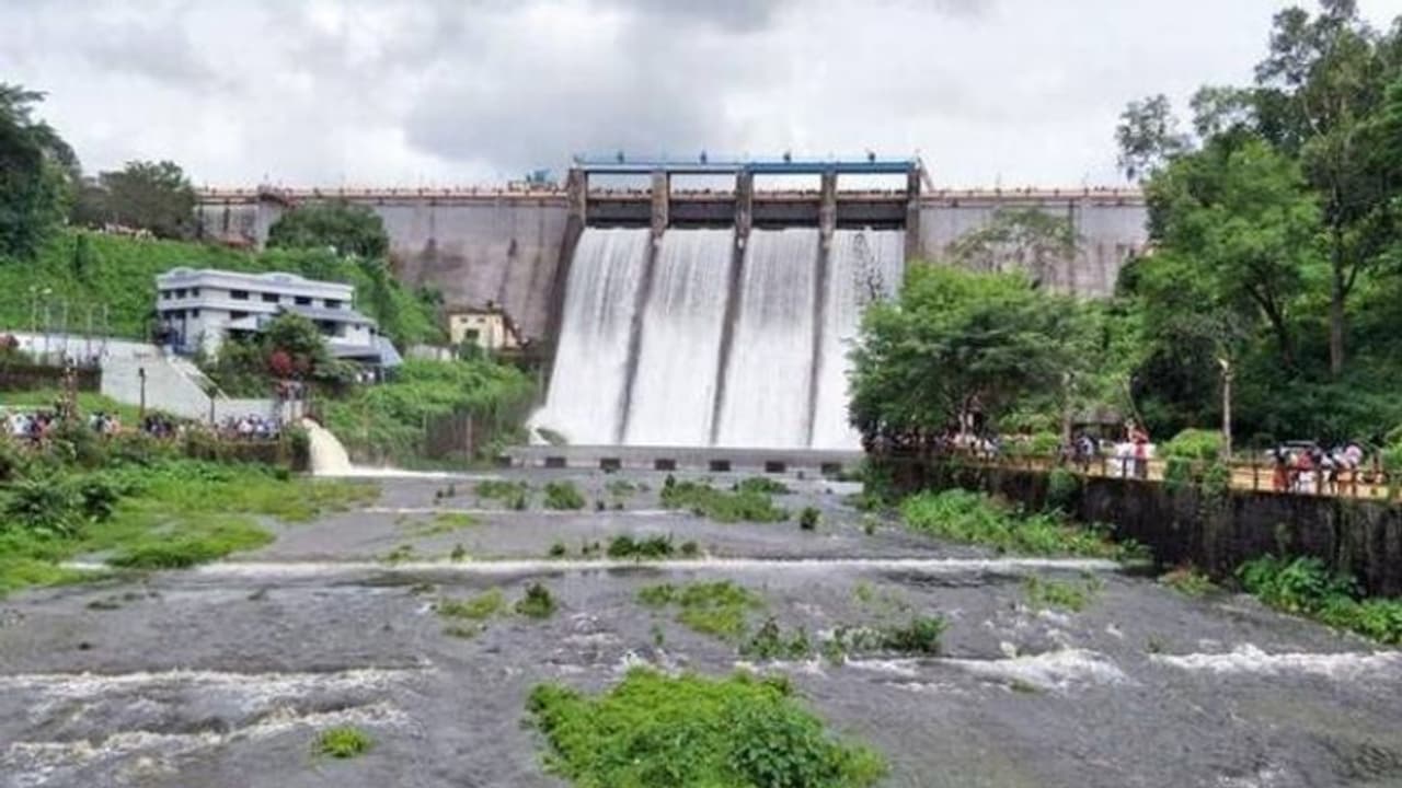 এবার পাকিস্তানের উপর ভারতের 'জল বোমা'! 'পঞ্চম প্রজন্মের যুদ্ধ' শুরুর অভিযোগ এবার পাকিস্তানের উপর ভারতের 'জল বোমা'! 'পঞ্চম প্রজন্মের যুদ্ধ' শুরুর অভিযোগ