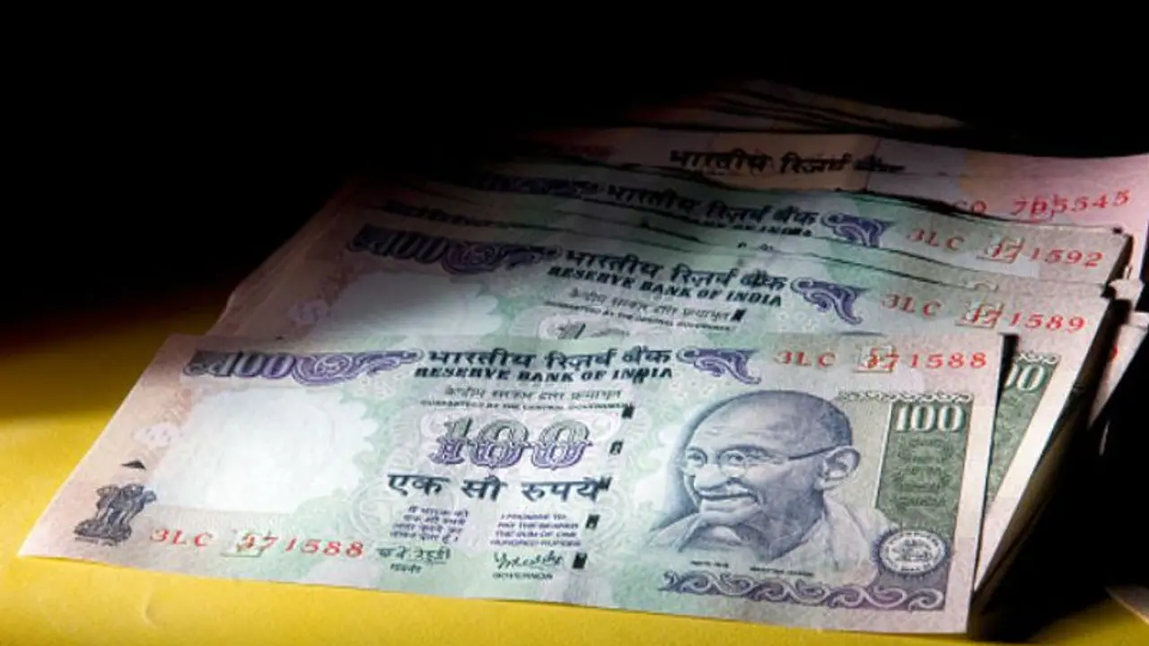 ಜಮೀನು ದಾಖಲೆ ಕೊಡಲು ಮಾಜಿ ಯೋಧನ 10 ವರ್ಷ ಅಲೆದಾಡಿಸಿದ ಅಧಿಕಾರಿಗಳು ಜಮೀನು ದಾಖಲೆ ಕೊಡಲು ಮಾಜಿ ಯೋಧನ 10 ವರ್ಷ ಅಲೆದಾಡಿಸಿದ ಅಧಿಕಾರಿಗಳು