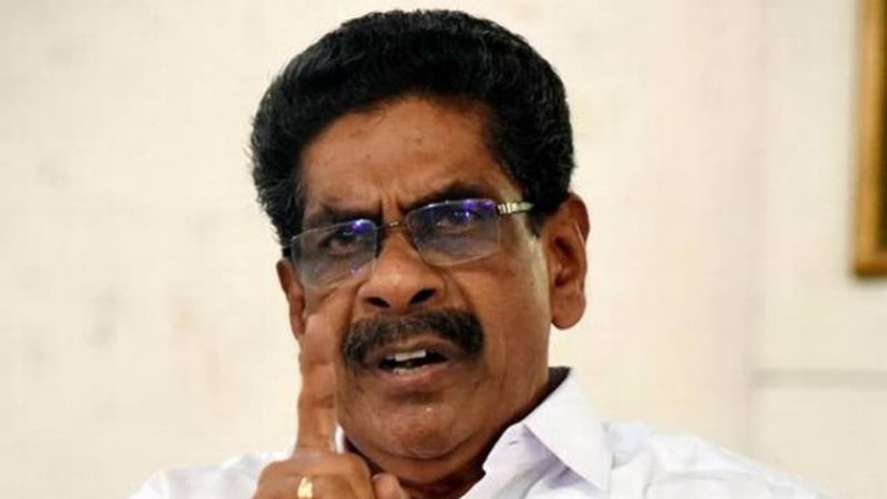 ഗാഡ്ഗില്‍ റിപ്പോര്‍ട്ട് ഗൗരവത്തിലെടുക്കണം; മുല്ലപ്പള്ളി