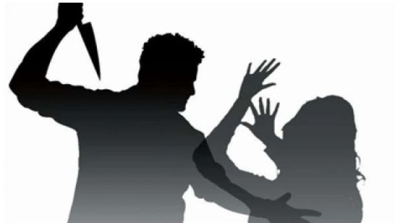 భార్య ఉద్యోగం.. భర్త వ్యవసాయం: అనుమానం పెనుభూతమై భార్య ఉద్యోగం.. భర్త వ్యవసాయం: అనుమానం పెనుభూతమై