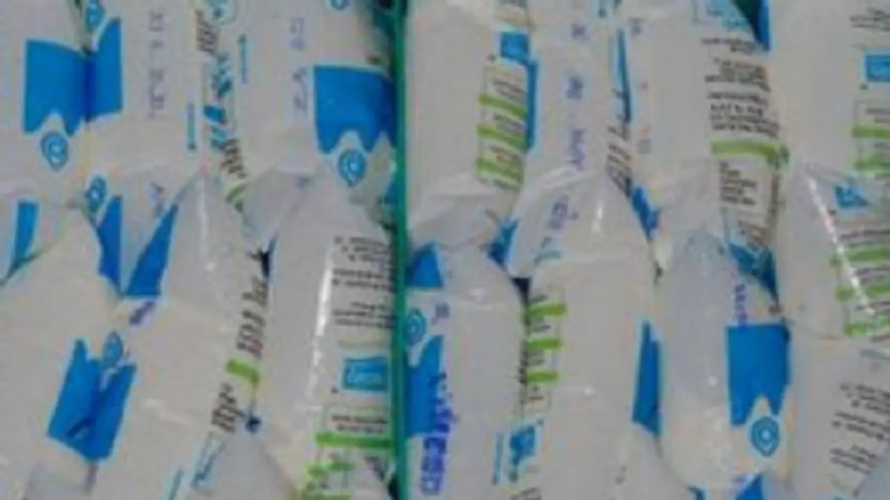 அதிர்ச்சியில் மக்கள் !! ஆவின் பாலில் தண்ணீர் கலந்து மோசடி.. கூட்டுறவு சங்க தலைவர் பதவி ரத்து.. அதிர்ச்சியில் மக்கள் !! ஆவின் பாலில் தண்ணீர் கலந்து மோசடி.. கூட்டுறவு சங்க தலைவர் பதவி ரத்து..