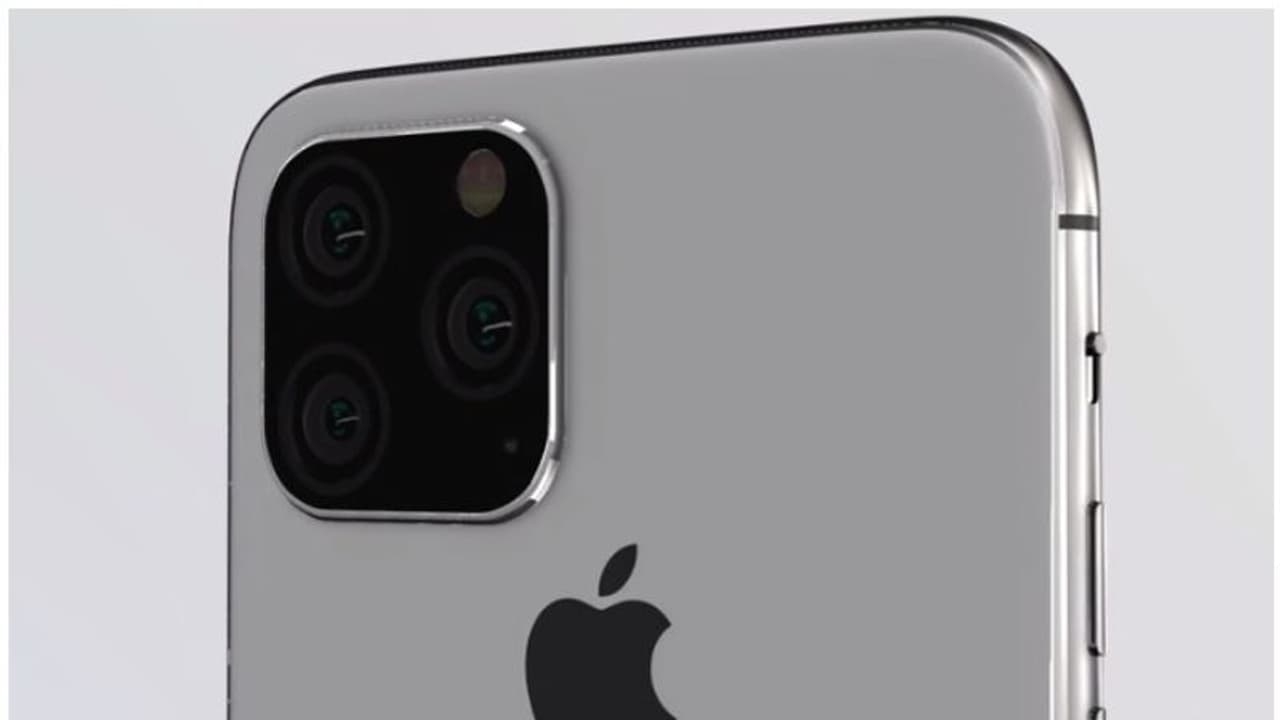 ഐഫോണ് 11 അതിന്റെ ഏറ്റവും കുറഞ്ഞ വിലയായ 38,999 രൂപയ്ക്ക് ആമസോണ് സെയിലില്, വാങ്ങും മുന്പ് അറിയുക... ഐഫോണ് 11 അതിന്റെ ഏറ്റവും കുറഞ്ഞ വിലയായ 38,999 രൂപയ്ക്ക് ആമസോണ് സെയിലില്, വാങ്ങും മുന്പ് അറിയുക...