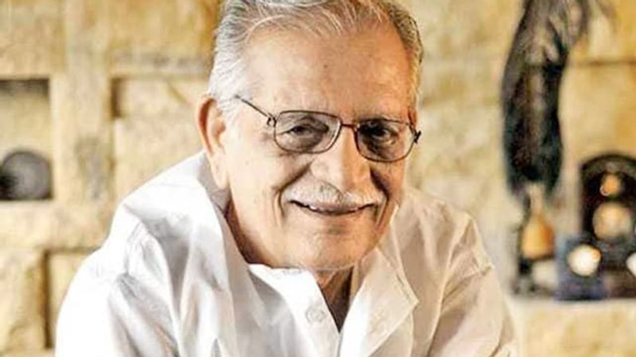 पहली मुलाकात में इस एक्ट्रेस को दिल दे बैठे थे गुलजार, शादी के एक साल बाद ही हो गया था तलाक