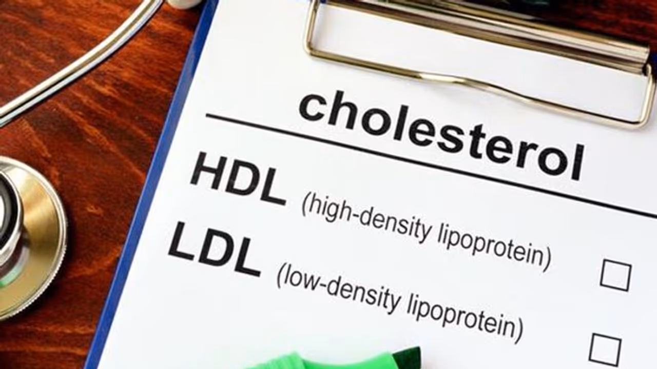 കൊളസ്ട്രോൾ കുറയ്ക്കാൻ ഇതാ 7 വഴികൾ... കൊളസ്ട്രോൾ കുറയ്ക്കാൻ ഇതാ 7 വഴികൾ...