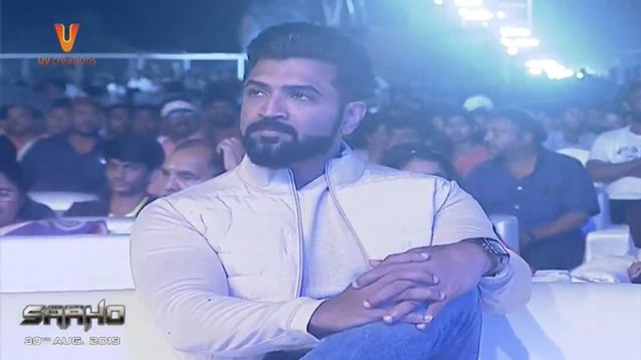 సాహో ప్రీరిలీజ్ ఈవెంట్: ప్రభాస్ సర్ స్వయంగా అడిగారు.. అరుణ్ విజయ్! సాహో ప్రీరిలీజ్ ఈవెంట్: ప్రభాస్ సర్ స్వయంగా అడిగారు.. అరుణ్ విజయ్!