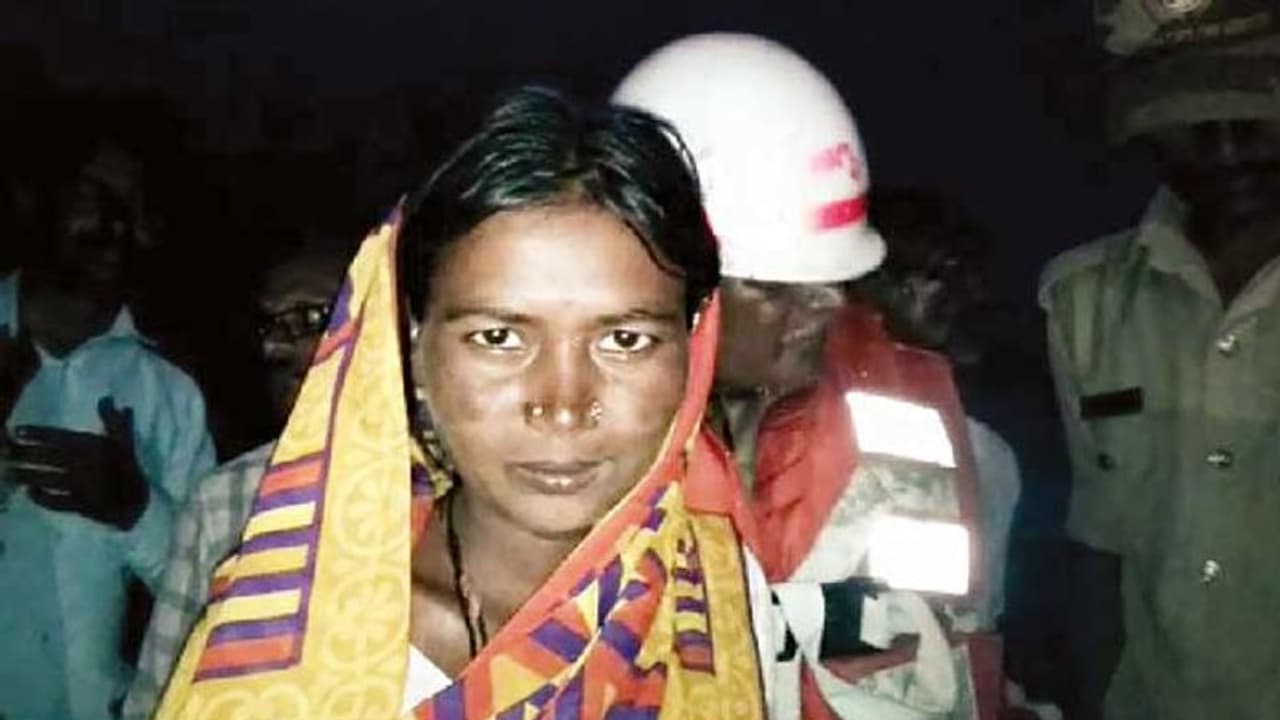 3 ಕಿ.ಮೀ. ನಡೆದು ಬಚಾವಾದ ಯಾದಗಿರಿ ತುಂಬು ಗರ್ಭಿಣಿ