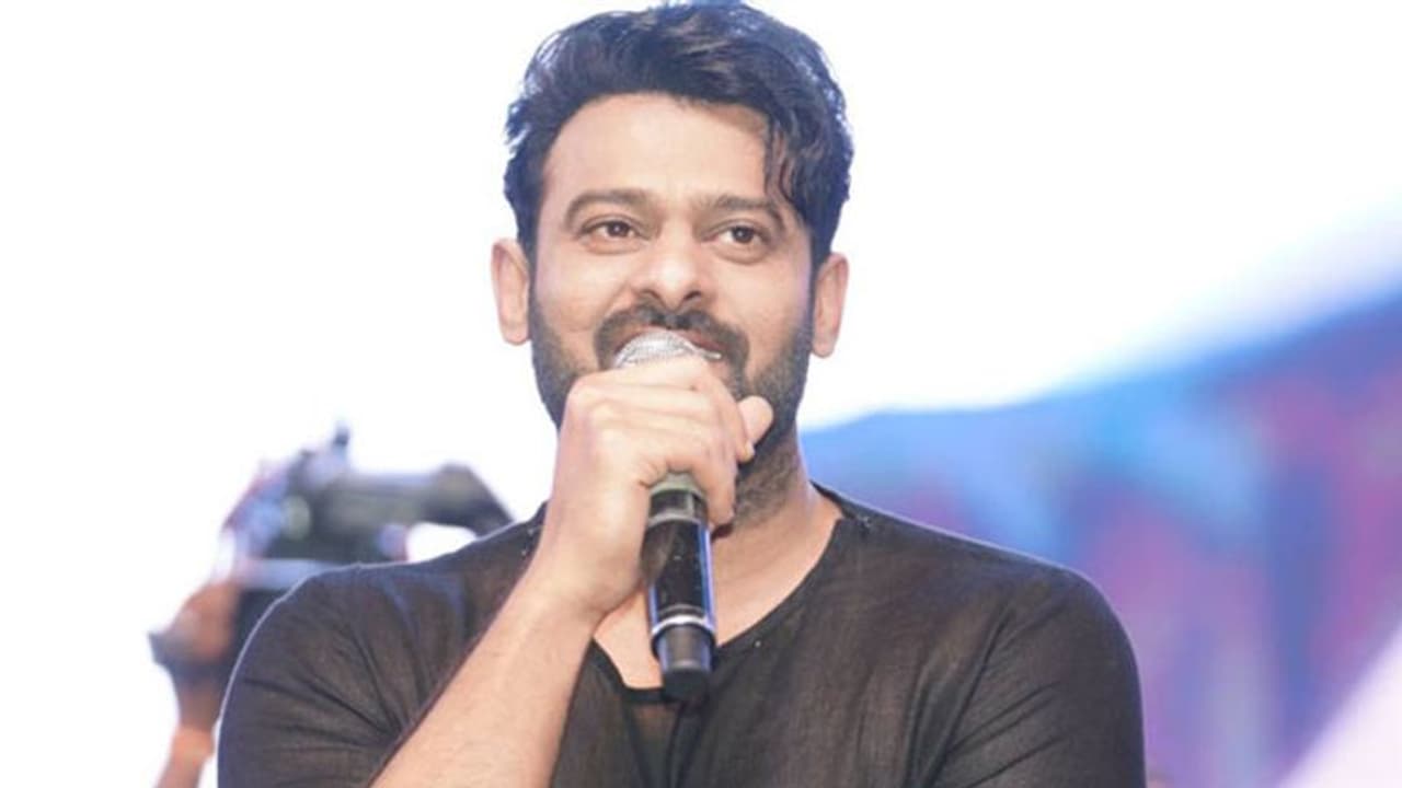 ప్రధాని మోడీ బయోపిక్.. సీన్ లోకి ప్రభాస్! ప్రధాని మోడీ బయోపిక్.. సీన్ లోకి ప్రభాస్!