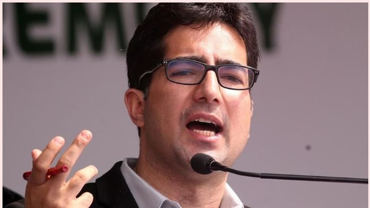 IAS की नौकरी छोड़कर बनाया था राजनीतिक दल, रास नहीं आई पॉलिटिक्स तो फिर करने लगा नौकरी