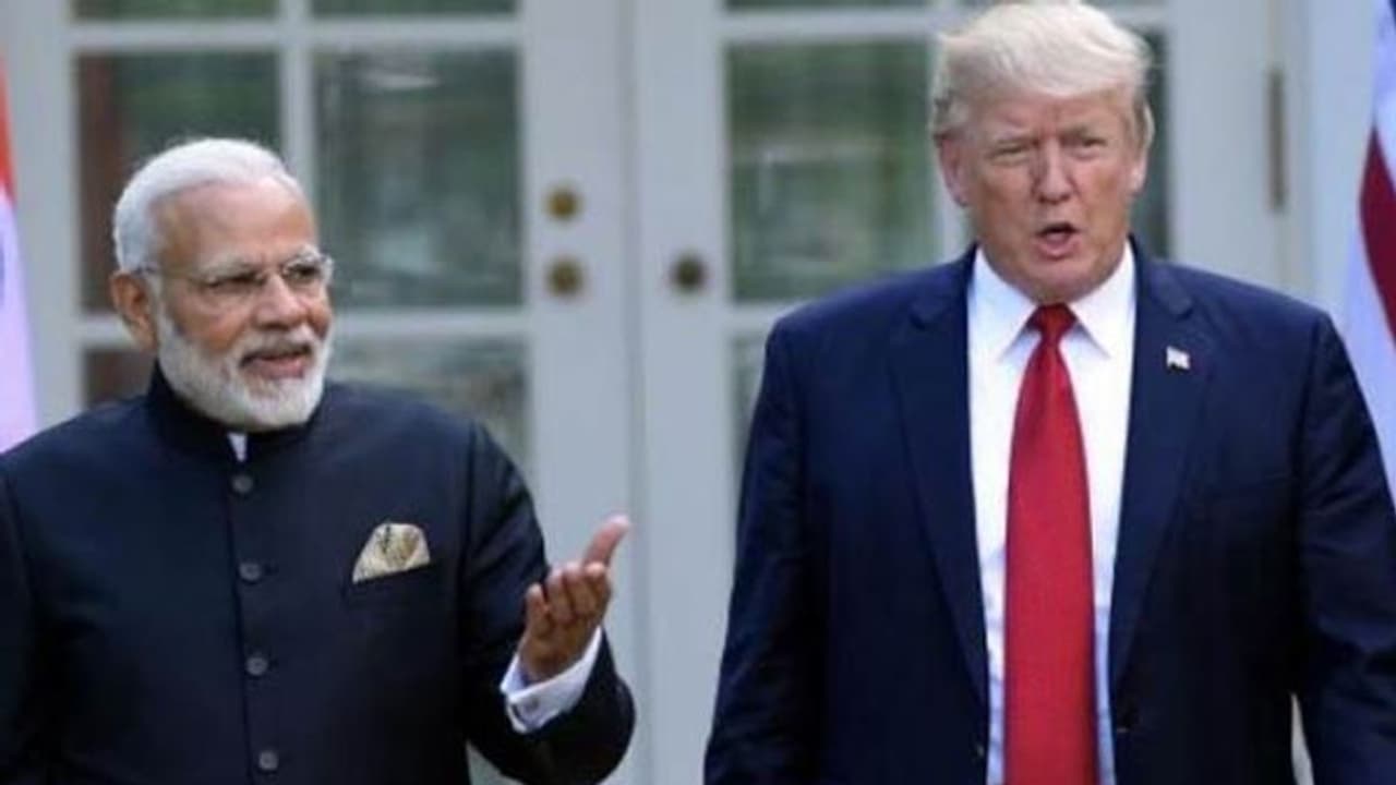 ഇന്ത്യക്കാരെ മനുഷ്യത്വരഹിതമായി നാടുകടത്തിയതിൽ രാജ്യത്തിൻ്റെ രോഷം അറിയിക്കുമോ;മോദിയോട് 5ചോദ്യങ്ങളുമായി കോൺഗ്രസ്