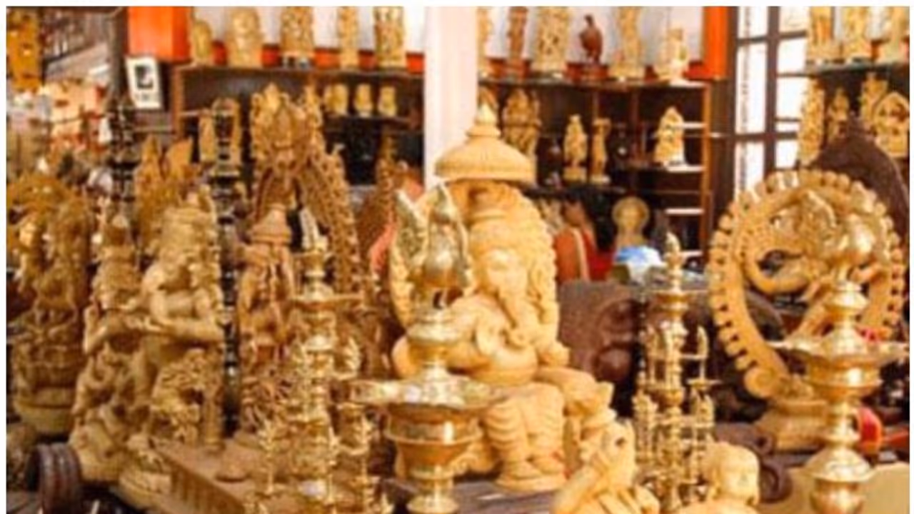 കരകൗശല വികസന കോർപറേഷന്റെ ഉത്പന്നങ്ങൾ ഇനി മുതൽ ഓൺലൈൻ വഴിയും കരകൗശല വികസന കോർപറേഷന്റെ ഉത്പന്നങ്ങൾ ഇനി മുതൽ ഓൺലൈൻ വഴിയും