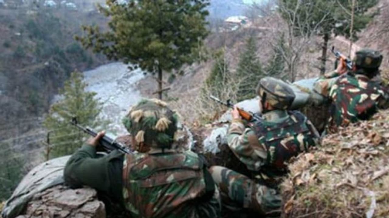 जम्मू कश्मीर: पाकिस्तान ने फिर सीजफायर उल्लंघन किया, तीन दिन में दो जवान शहीद जम्मू कश्मीर: पाकिस्तान ने फिर सीजफायर उल्लंघन किया, तीन दिन में दो जवान शहीद