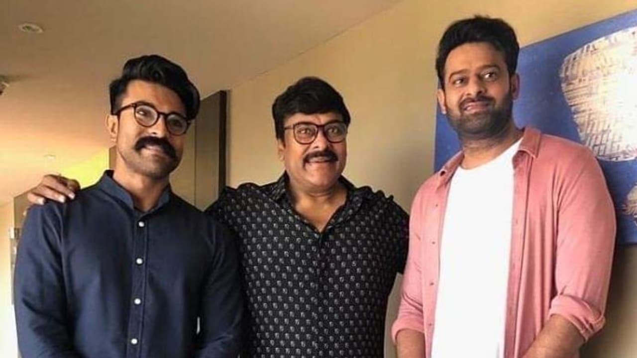 వైరల్ పిక్: మెగాస్టార్ రామ్ చరణ్ లతో ప్రభాస్ వైరల్ పిక్: మెగాస్టార్ రామ్ చరణ్ లతో ప్రభాస్