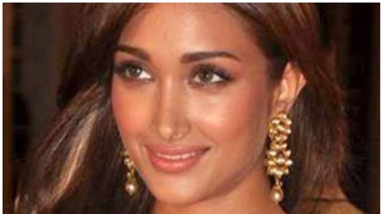 നടി ജിയാ ഖാൻ മരിച്ചതെങ്ങനെ? ഡോക്യുമെന്ററി ഒരുങ്ങുന്നു