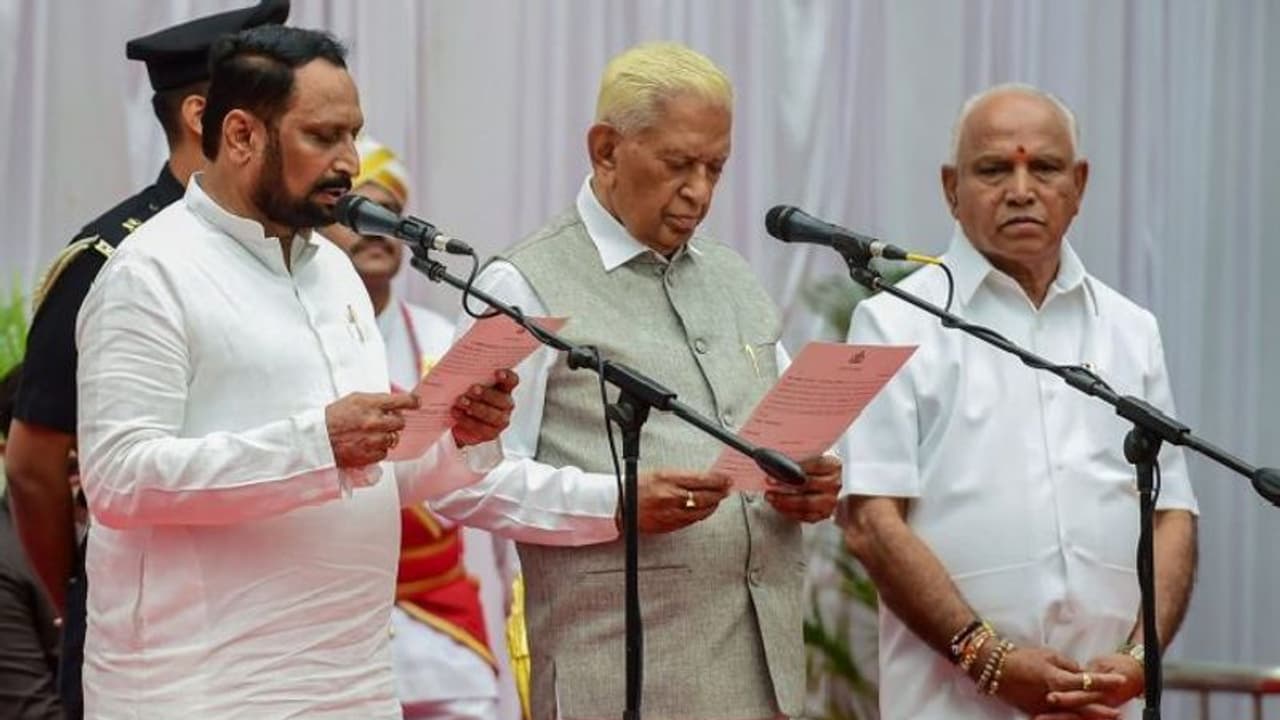 ಸೋತಿದ್ದ ಲಕ್ಷ್ಮಣ ಸವದಿಗೆ ಮಂತ್ರಿಗಿರಿ ಏಕೆ?: ಬಿಜೆಪಿ ಲೆಕ್ಕಾಚಾರವೇನು?