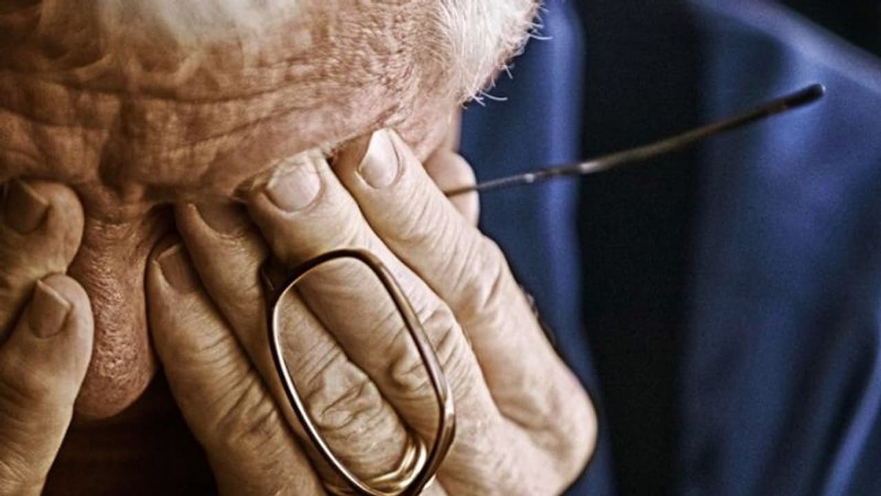 വാർദ്ധക്യത്തിൽ വിഷാദം പിടിപെടുന്നത് എങ്ങനെ? അറിയാം ഈ ലക്ഷണങ്ങള്... വാർദ്ധക്യത്തിൽ വിഷാദം പിടിപെടുന്നത് എങ്ങനെ? അറിയാം ഈ ലക്ഷണങ്ങള്...