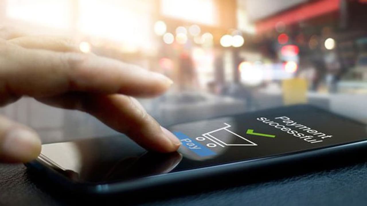 ఐదేళ్లలో ‘డిజిటల్’దే పెత్తనం.. టీవీ కూడా దిగదుడుపే ఐదేళ్లలో ‘డిజిటల్’దే పెత్తనం.. టీవీ కూడా దిగదుడుపే