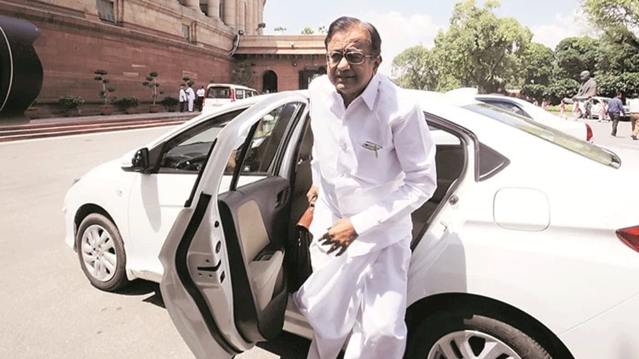 ఐఎన్ఎక్స్ కేసు:చిదంబరానికి చుక్కెదురు, అరెస్ట్ తప్పదా? ఐఎన్ఎక్స్ కేసు:చిదంబరానికి చుక్కెదురు, అరెస్ట్ తప్పదా?