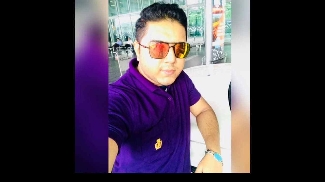 ঘুষ নেওয়ার অভিযোগে গ্রেফতার বিজেপি নেতা, এফআইআরে নাম মুকুলের