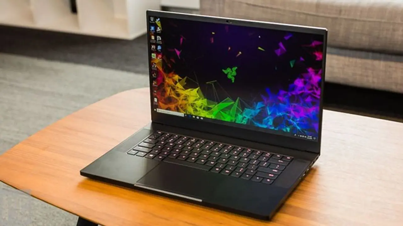 ರಾಜ್ಯದ ಪ್ರತಿಭಾವಂತ ವಿದ್ಯಾರ್ಥಿಗಳಿಗೆ ಲ್ಯಾಪ್ಟಾಪ್ ರಾಜ್ಯದ ಪ್ರತಿಭಾವಂತ ವಿದ್ಯಾರ್ಥಿಗಳಿಗೆ ಲ್ಯಾಪ್ಟಾಪ್