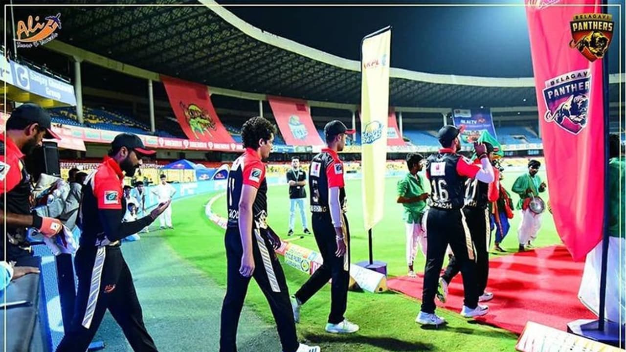 KPL 2019: ಸೋಲಿನಿಂದ ಕಂಗೆಟ್ಟಿದ್ದ ಬೆಳಗಾವಿಗೆ ಗೆಲುವಿನ ಒಯಸಿಸ್! KPL 2019: ಸೋಲಿನಿಂದ ಕಂಗೆಟ್ಟಿದ್ದ ಬೆಳಗಾವಿಗೆ ಗೆಲುವಿನ ಒಯಸಿಸ್!