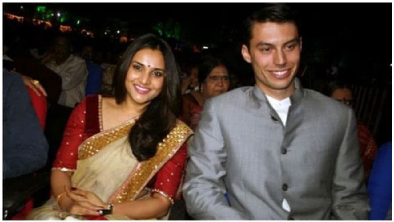 ’திருமணம் நெருங்கி வந்தவேளையில் அத்தனையையும் ரத்து செய்த ’குத்து’ரம்யா...ரகசியத்தை வெளியிட்ட ரஞ்சிதா... ’திருமணம் நெருங்கி வந்தவேளையில் அத்தனையையும் ரத்து செய்த ’குத்து’ரம்யா...ரகசியத்தை வெளியிட்ட ரஞ்சிதா...