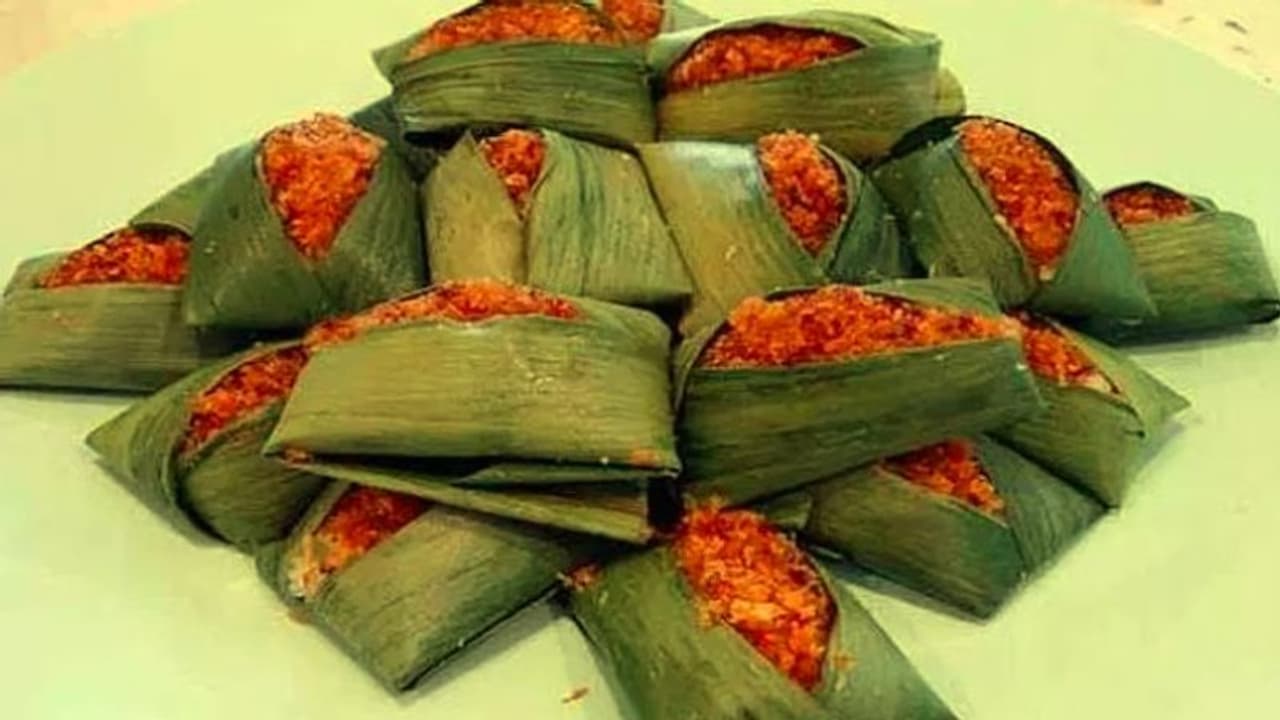 বাড়িতে সহজেই বানিয়ে ফেলুন জন্মাষ্টমী স্পেশাল তাল পাতুরি