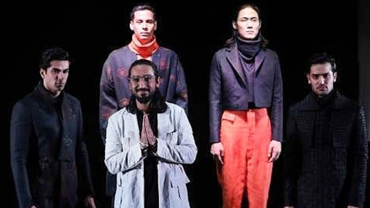Lakme Fashion Week: Gaurav Khanijo says youth must understand why Gandhi made khadi Lakme Fashion Week: Gaurav Khanijo says youth must understand why Gandhi made khadi