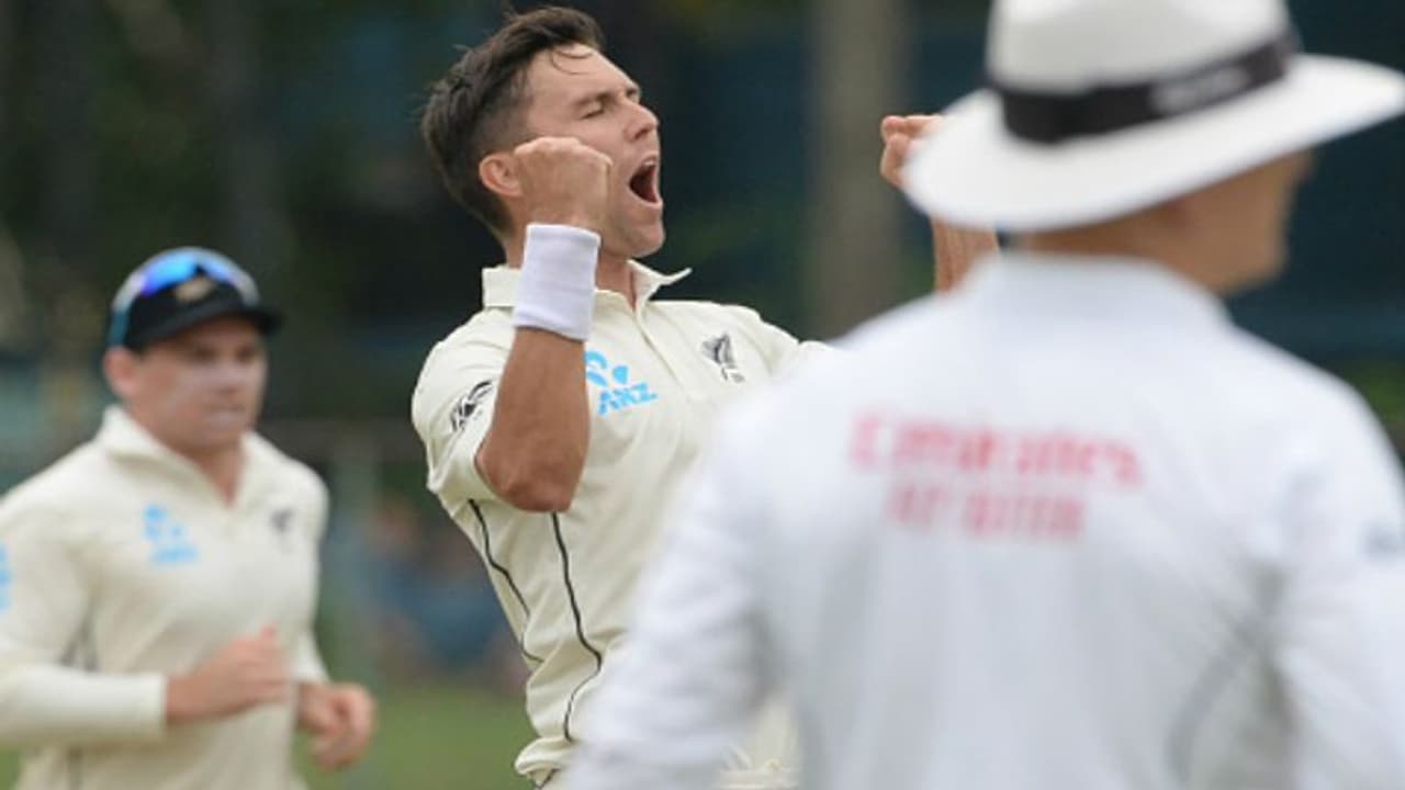 పక్కా ప్లాన్ తో విరాట్ కోహ్లీని బోల్తా కొట్టించాం: ట్రెంట్ బౌల్ట్ పక్కా ప్లాన్ తో విరాట్ కోహ్లీని బోల్తా కొట్టించాం: ట్రెంట్ బౌల్ట్