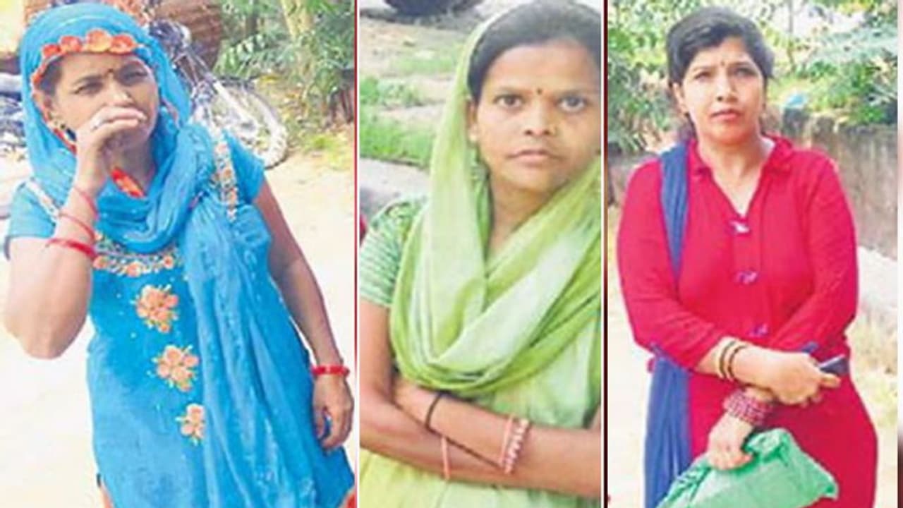 एक आदमी को पकड़कर थाने पहुंची तीन महिलाएं, बोलीं ये पति मेरा है एक आदमी को पकड़कर थाने पहुंची तीन महिलाएं, बोलीं ये पति मेरा है