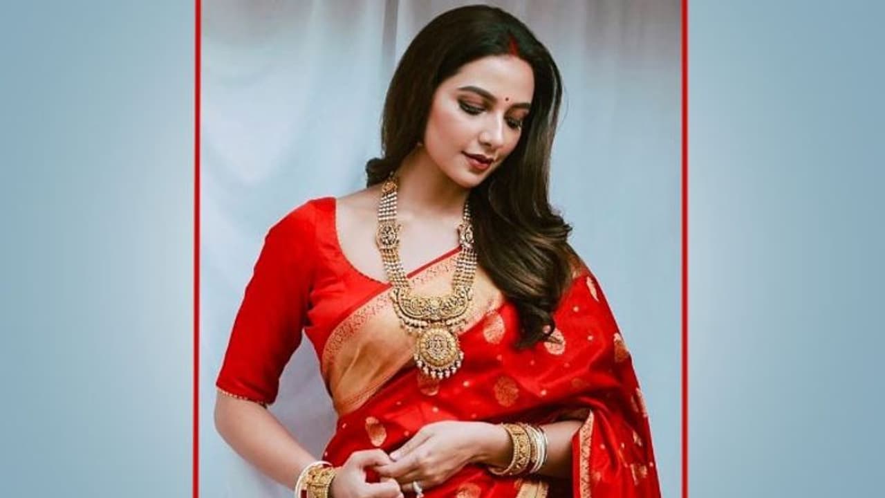 রাজ শুভশ্রীর জুটি এবার 'ধর্মযুদ্ধ' এ, কোন নতুন সংবাদ প্রকাশ্যে আনলেন এই জুটি রাজ শুভশ্রীর জুটি এবার 'ধর্মযুদ্ধ' এ, কোন নতুন সংবাদ প্রকাশ্যে আনলেন এই জুটি