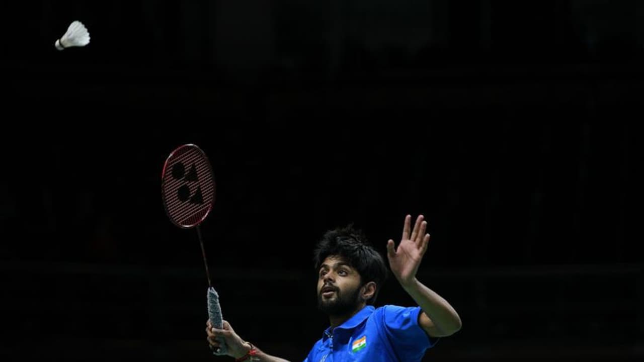 ലോക ബാഡ്മിന്റണില് ഇന്ത്യക്ക് ഇരട്ടി മധുരം; സിന്ധുവിന് പിന്നാലെ സായ് പ്രണീതും സെമിയില് ലോക ബാഡ്മിന്റണില് ഇന്ത്യക്ക് ഇരട്ടി മധുരം; സിന്ധുവിന് പിന്നാലെ സായ് പ്രണീതും സെമിയില്