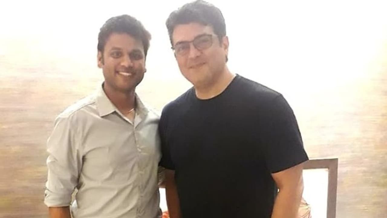 குற்றாலீஸ்வரன் அஜித் திடீர் சந்திப்பு!! சிலிர்க்க வைக்கும் சுவாரஷ்ய தகவல்கள்... குற்றாலீஸ்வரன் அஜித் திடீர் சந்திப்பு!! சிலிர்க்க வைக்கும் சுவாரஷ்ய தகவல்கள்...