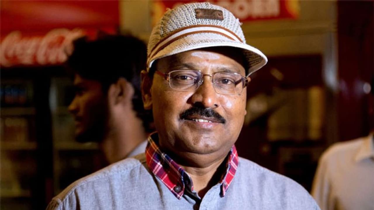 గంజాయ్ అలవాటు ఉందన్న డైరక్టర్, షాక్ లో ఇండస్ట్రీ! గంజాయ్ అలవాటు ఉందన్న డైరక్టర్, షాక్ లో ఇండస్ట్రీ!