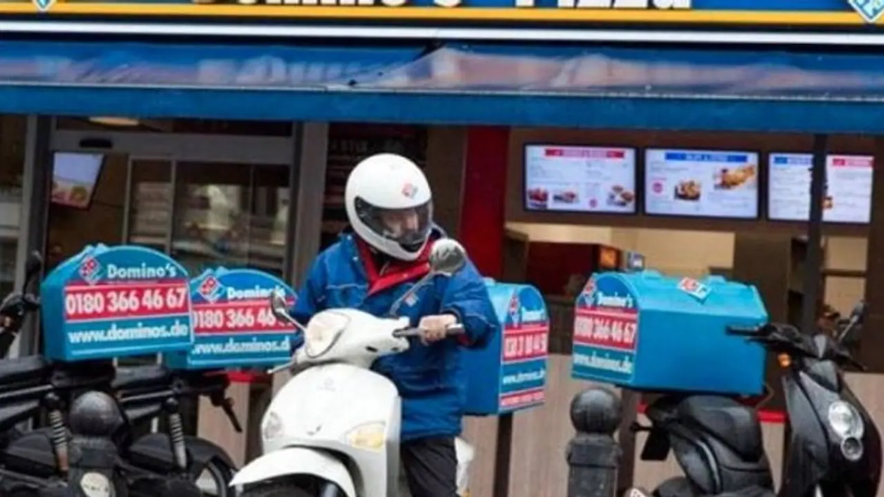 Dominos Pizza ಆರ್ಡರ್ ಮಾಡುವವರಿಗೆ ಶಾಕಿಂಗ್ ಸುದ್ದಿ! Dominos Pizza ಆರ್ಡರ್ ಮಾಡುವವರಿಗೆ ಶಾಕಿಂಗ್ ಸುದ್ದಿ!