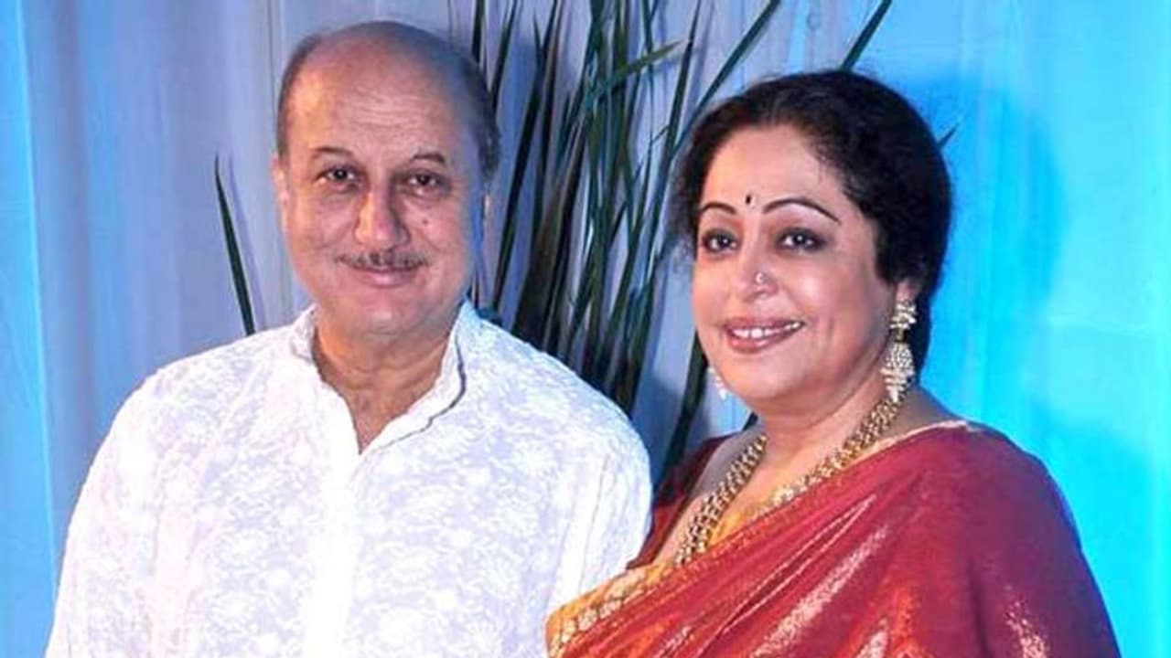 బాలీవుడ్ నటుడు అనుపమ్ ఖేర్ ఎమోషనల్ పోస్ట్! బాలీవుడ్ నటుడు అనుపమ్ ఖేర్ ఎమోషనల్ పోస్ట్!