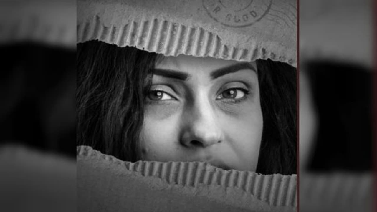 মুক্তি পেল 'পার্সেল' এর পোষ্টার, ইন্দ্রাশিসের নতুন ছবি ঘিরে উত্তজনা তুঙ্গে মুক্তি পেল 'পার্সেল' এর পোষ্টার, ইন্দ্রাশিসের নতুন ছবি ঘিরে উত্তজনা তুঙ্গে