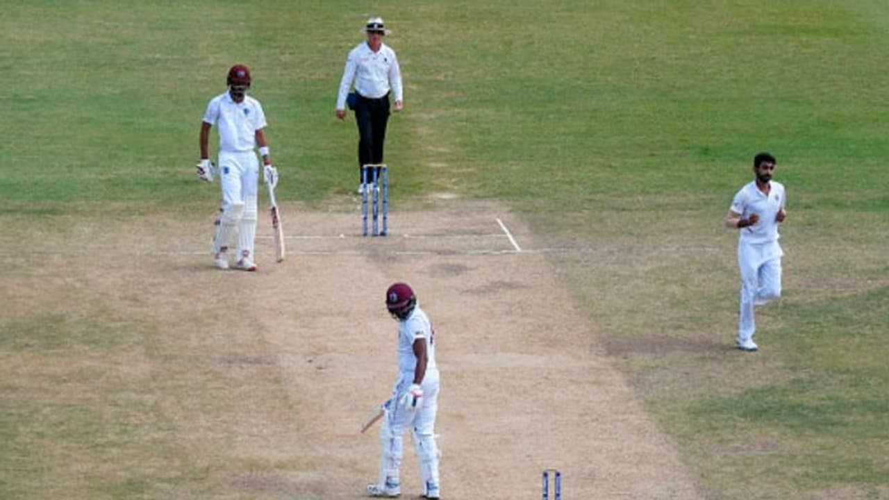 ഇതാ വിന്ഡീസിനെ വീഴ്ത്തിയ ബുമ്രയുടെ തീയുണ്ടകള് വീഡിയോ ഇതാ വിന്ഡീസിനെ വീഴ്ത്തിയ ബുമ്രയുടെ തീയുണ്ടകള് വീഡിയോ